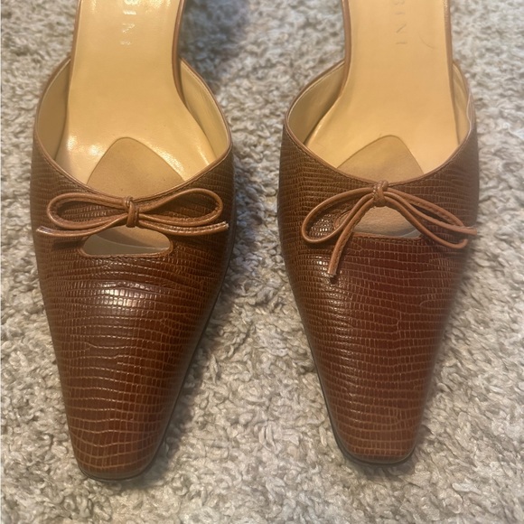 Gianni Bini Shoes - Gianni Bini Brown Textured Mules with Bow